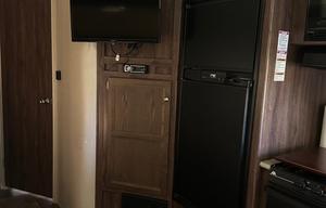 2015 Dutchmen RV Coleman Lantern Series 270RLS