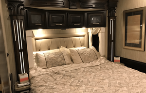 BLACK-OUT custom coach! RARE triple bunk.