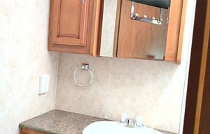 2011 Fleetwood RV Storm 32BH RV rental photo 22