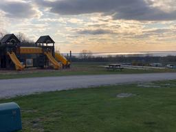 Lakeview RV and Cabins