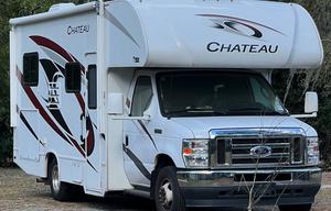 SPRING SALE - 2022 Thor Chateau 22E