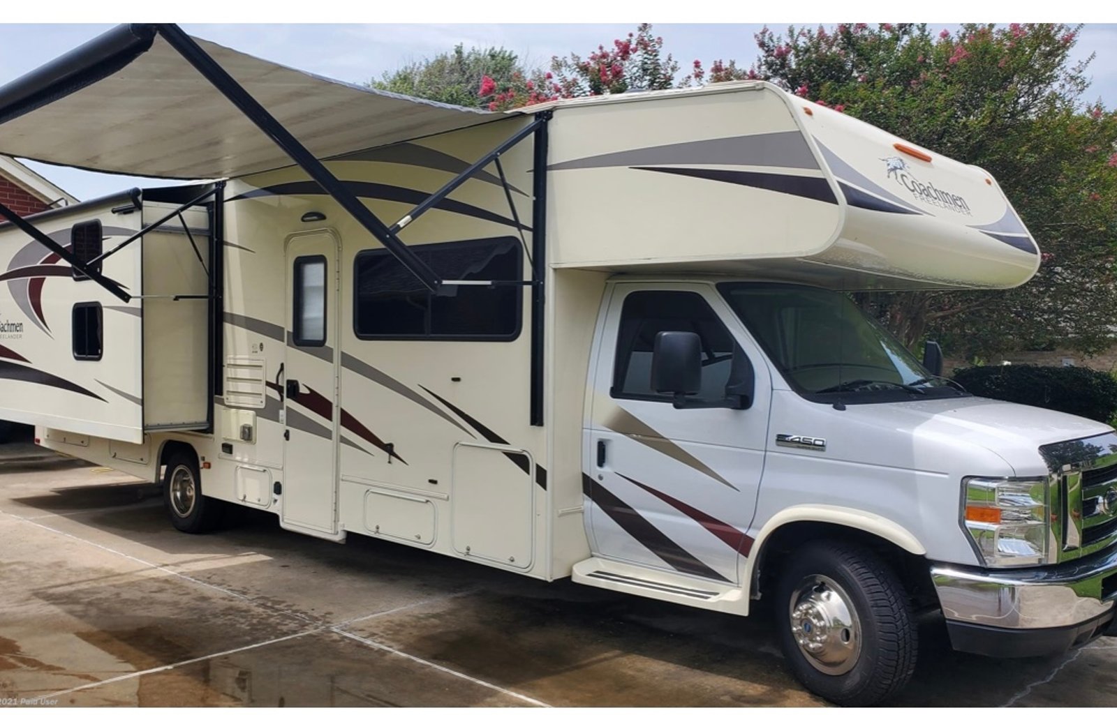 2017 Coachmen 33 ft Bunk House, sleeps 10, 4 TV’s