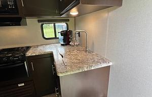 2018 KZ Sportsmen LE 261BHLE