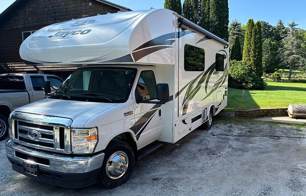 2022 Jayco Redhawk 24B RV rental photo 1
