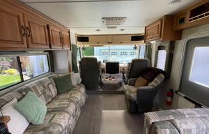 2000 Four Winds RV Hurricane 32A