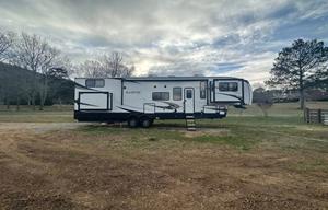 2022 Forest River Sabre HAL 1060
