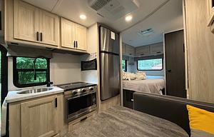 Forest River Sunseeker – Family Fun Easy to Drive