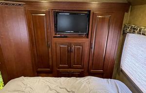 Great family camper with bunkhouse
