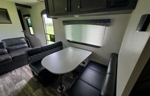 2019 Starcraft Autumn Ridge Outfitter 26BH