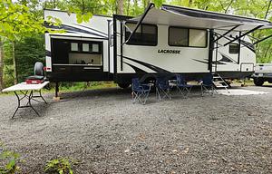 Escape –Spacious and Pet-Friendly Adventure Awaits