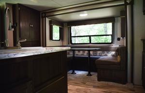 2018 Keystone RV Summerland 2720BH