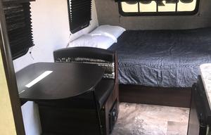 AGA 4 -	2018 Jayco Jay Flight 174BH