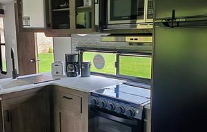FULLY STOCKED!!2022 Forest River RV Wildwood XLite