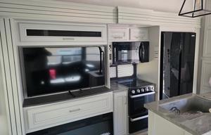 2024 Keystone RV Cougar 368MBI RV rental photo 5