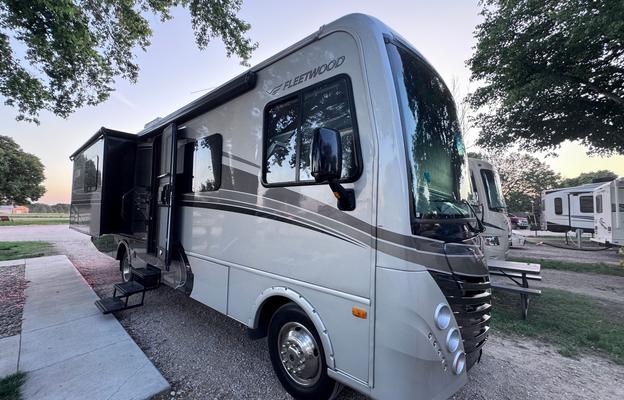 Family-Ready - Bunk Beds -Delivery -1st time RVng