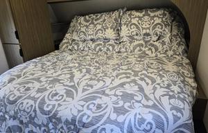Family friendly with spacious private bunkroom!
