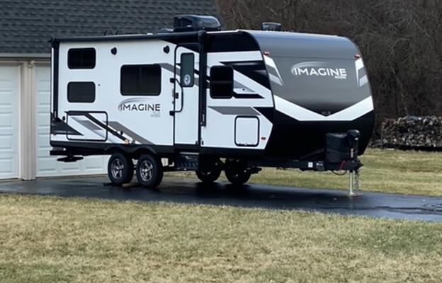 2023 Grand Design Imagine XLS 21BHE  Newer/Upscale