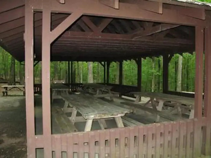 Grandview Shelter 2