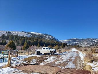 Winter Parking past the cattleguard 