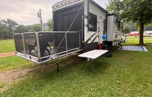 2016 Voltage V3970 RV rental photo 25