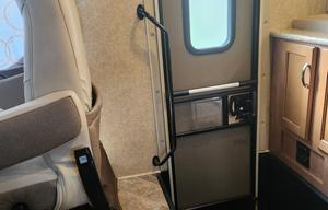 2015 Thor Motor Coach ACE 29.3 RV rental photo 8