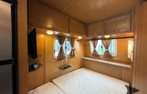 2021 Retro Holiday House Camper