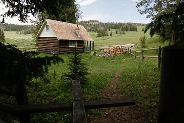 001, Loop: AREA WEST FORK CABIN