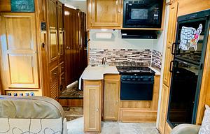 2018 Coachmen Leprechaun - LPA233