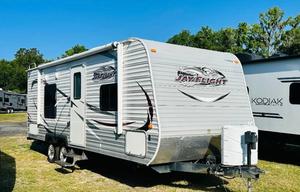Jayco 22’ Simple to Use Travel Trailer!