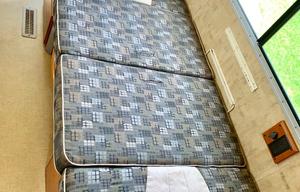 23" 2007 WINNEBAGO VIEW - DIESEL