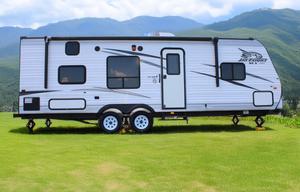 "Sweet Escape" Spacious 10-Person RV - Festivals