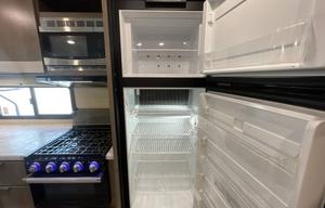 2021 Imagine 2800BH RV rental photo 6