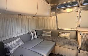 Airstream Globetrotter 27FB