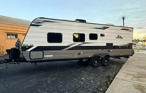 TT2 - 10 Person w/ Bunk- The RV Rental Factory