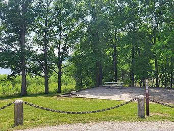 Opossum Creek has the best tent camping