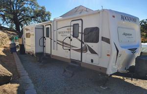 2015 Forest River RV Rockwood Signature Ultra Lite 8327SS