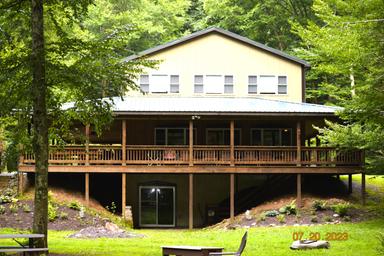Pine Village