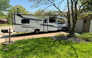 2022 Coachman, sleep 7-8