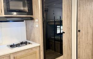 2025 Gulf Stream RV Enlighten 27BHS Fully Loaded