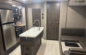 2020 Flagstaff Classic 832BHKS RV rental photo 6