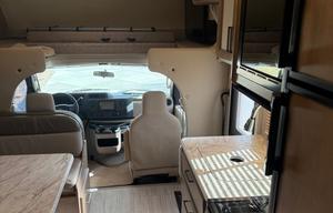 2021 Thor Motor Coach Ford E-350
