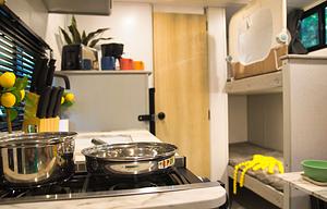 Bunk Beds!  Easy Tow! Sleeps 4 or 5! GWTX 1442