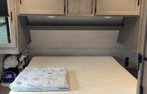 21 Keystone RV Outback Ultra Lite UBH291 Bunkhouse