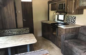 2019 Coachmen RV Apex Ultra-Lite 251RBK