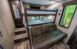 Fully Stocked Camper great for Families or Couples