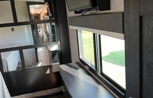 2022 Jayco North Point HAL656