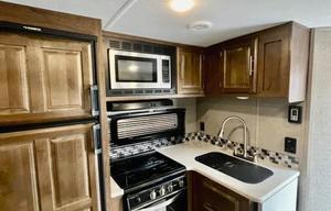 T4 2020 RockWood Ultralite 2910SB** Sleeps 10!!