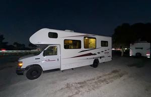 Adventure-Ready 2019 Winnebago Outlook 25J –