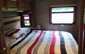 2014 Thor Motor Coach ACE 27 1
