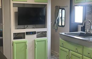 Quad Bunk Pet Friendly Coachmen RV Freedom Express 29SE
